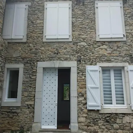 Entier Dans Un Ecrin De Verdure * Bidos